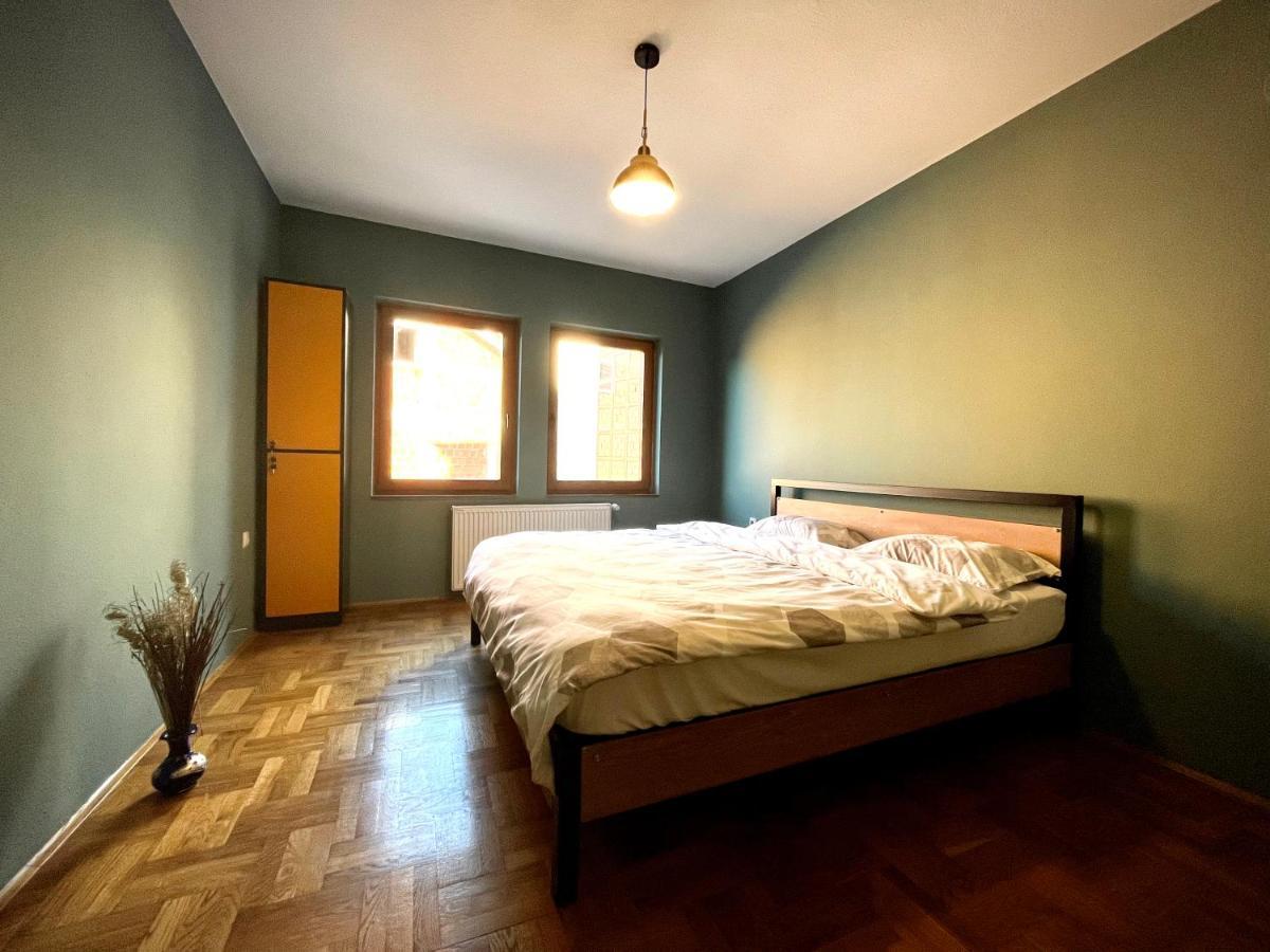 Hostel Prishtina Backpackers Prisztina Zewnętrze zdjęcie