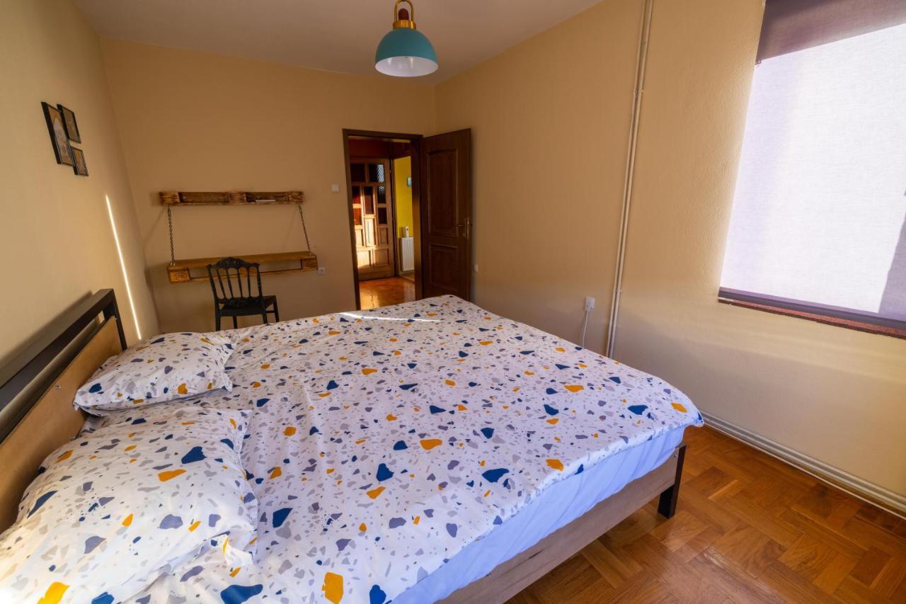 Hostel Prishtina Backpackers Prisztina Zewnętrze zdjęcie