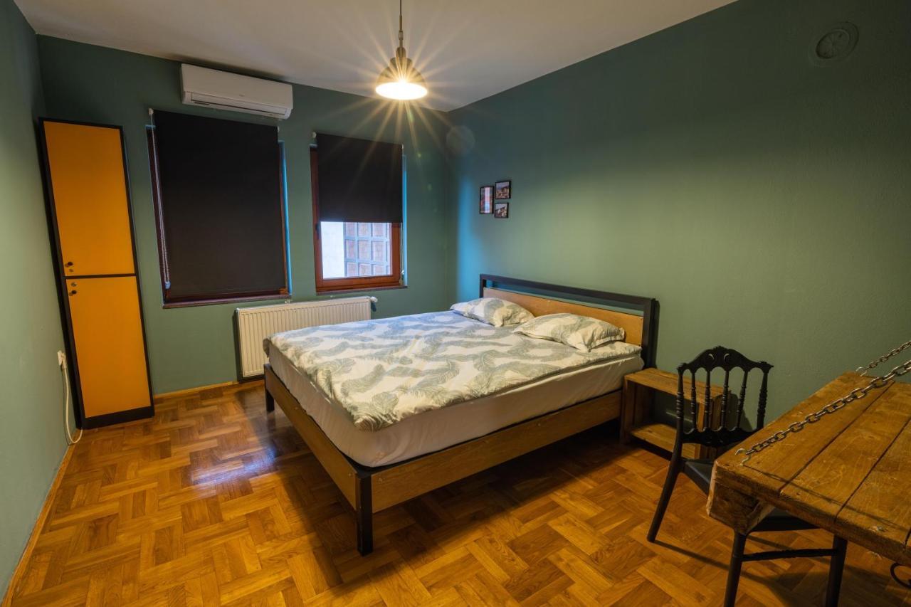 Hostel Prishtina Backpackers Prisztina Zewnętrze zdjęcie
