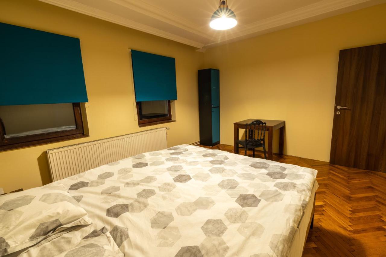 Hostel Prishtina Backpackers Prisztina Zewnętrze zdjęcie